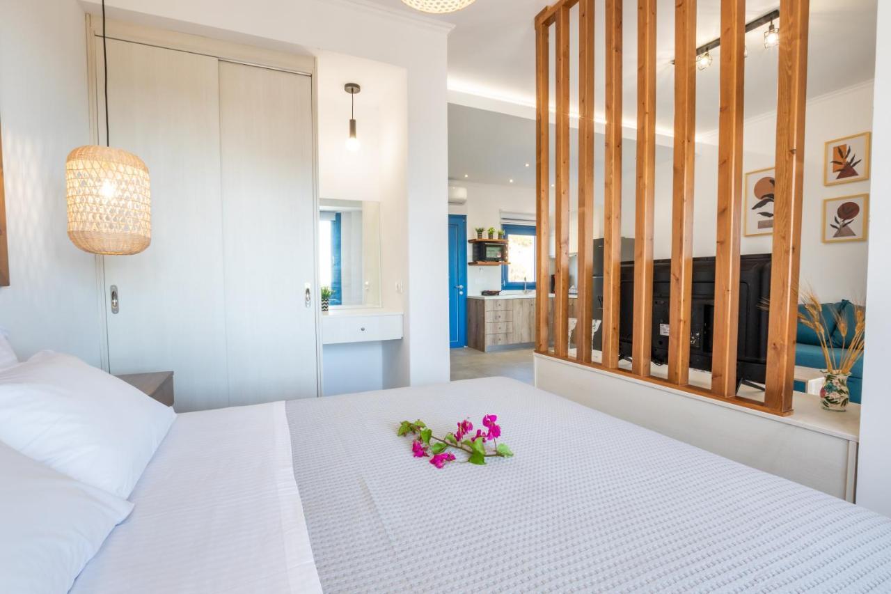 Venetia'S Apartments Lefkos  Екстериор снимка
